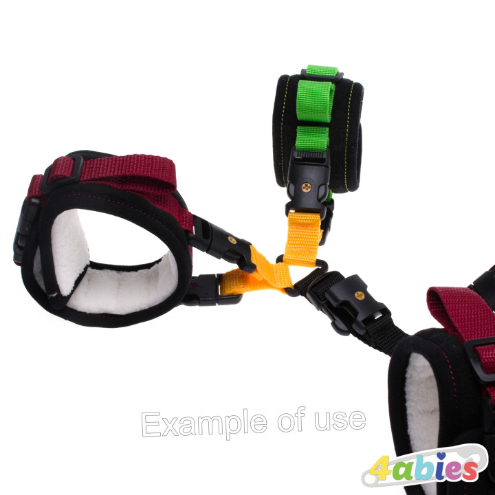 Propojka na pouta k rozkroku dvojitá